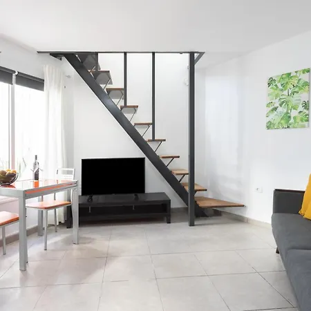 Home2book Party Duplex With Pool In Americas アパート