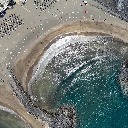 Home2book Party Duplex With Pool In Americas * アロナ