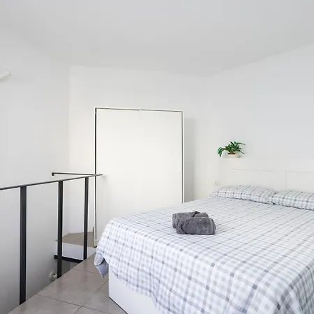 Daire Home2book Duplex Disco Americas